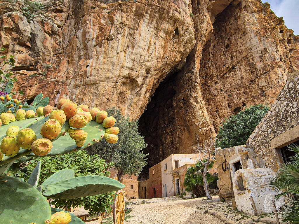 Grotta Mangiapane