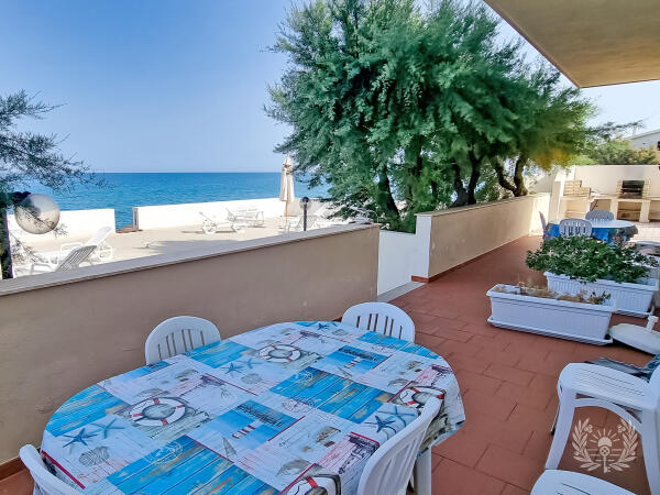 Cannotta Beach - Stromboli — Messina
